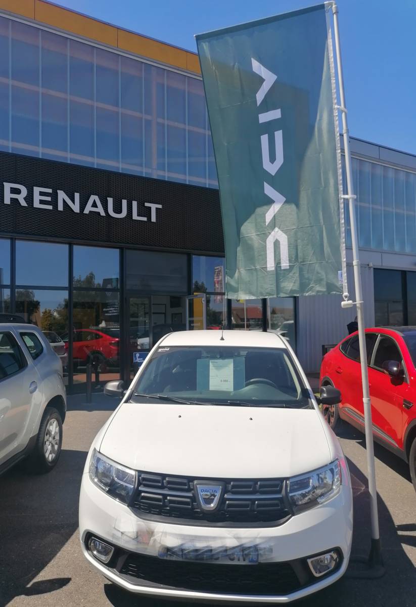 trouver une DACIE SANDERO SCE 75 AMBIANCE occasion au Havre 76600